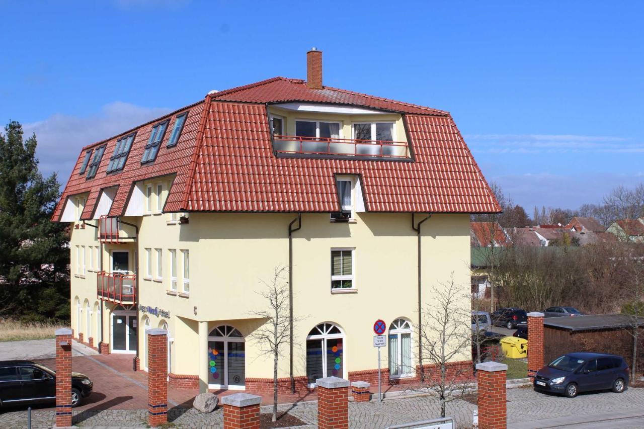 Ferienwohnung Am Schloss Ueckermunde Exterior photo